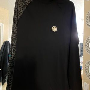Quicksilver Hawaii Uv 50 protection shirt!